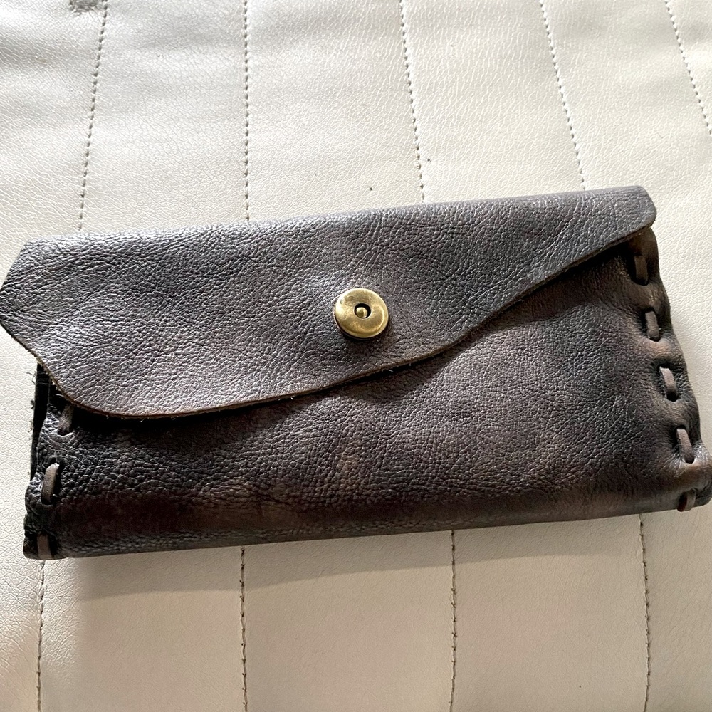 Artisan handmade leather wallet
